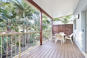 Lennox Beach Resort