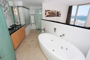 Oceans Mooloolaba