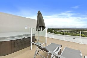 Noosa Hill Resort