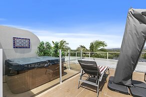 Noosa Hill Resort