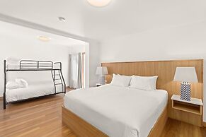 Airlie Beach Hotel