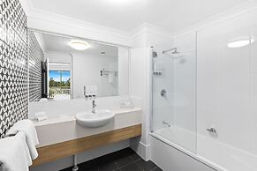 Airlie Beach Hotel