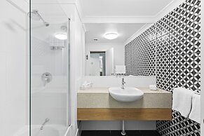 Airlie Beach Hotel