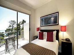 The Waves Apartments