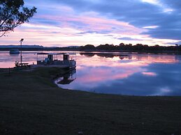 Lily Lagoon Resort