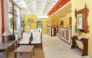 Golden Sand Hotel