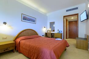 Golden Sand Hotel
