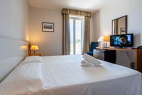 Capo Peloro Resort - Adults Only