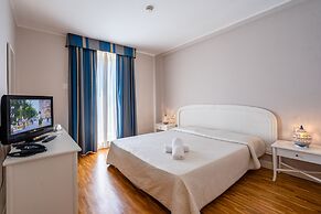 Capo Peloro Resort - Adults Only
