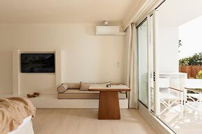 Marina Resort - Adults Only