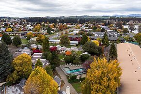 Distinction Te Anau Hotel And Villas