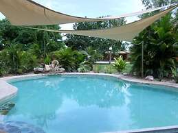 Territory Manor Motel & Caravan Park