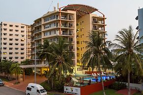 Cullen Bay Resort