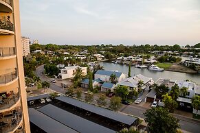Cullen Bay Resort
