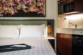 Palms City Resort