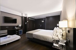 Catalonia Rigoletto Hotel