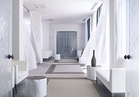 Pelagos Suites Hotel & Spa