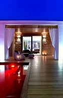 Pelagos Suites Hotel & Spa