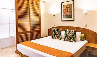 Hibiscus Resort & Spa
