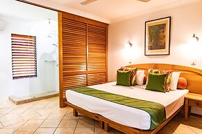 Hibiscus Resort & Spa