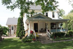 Green Oaks Bed and Breakfast