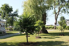 Green Oaks Bed and Breakfast