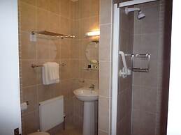 Avlon House Bed & Breakfast