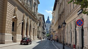 Opera Residence