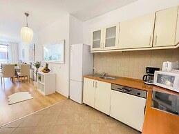 Opera Residence
