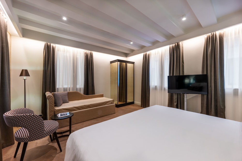 Hotel Acca