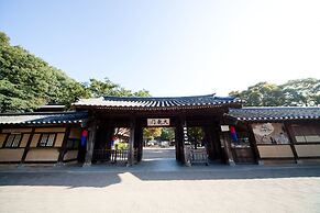 Ramada Plaza Suwon