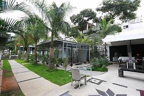 Highgates Hotel