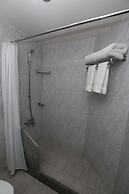 Highgates Hotel