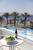 Astral Maris Hotel