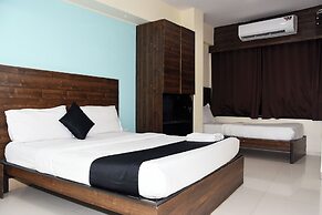 Hotel Kamran Residency - Near US Embassy