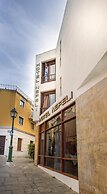 Nefeli Hotel