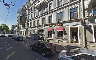 Polikoff Business Hotel