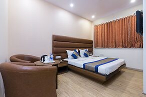 Rupam Hotel