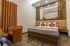 Rupam Hotel