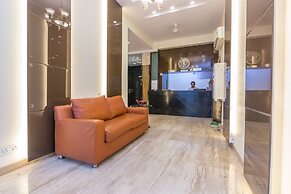 Rupam Hotel