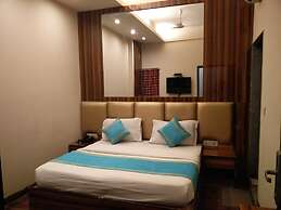 Rupam Hotel