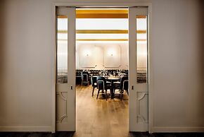 Kimpton Hotel Monaco Baltimore Inner Harbor by IHG