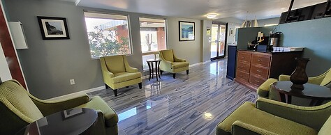 Olympic Inn & Suites