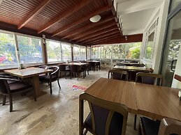 Hotel Lunay