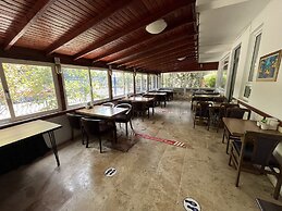 Hotel Lunay