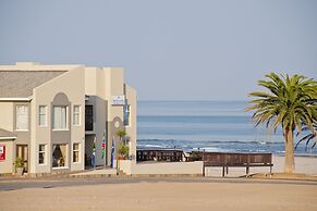 Long Beach Lodge