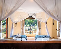 Mara River Safari Lodge