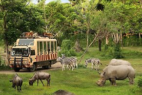 Mara River Safari Lodge