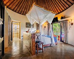 Mara River Safari Lodge