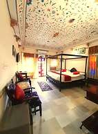 Hotel Sajjan Niwas